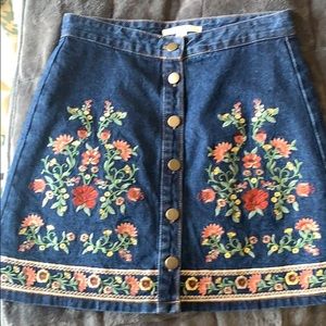 Jean skirt with fabulous embroidered details